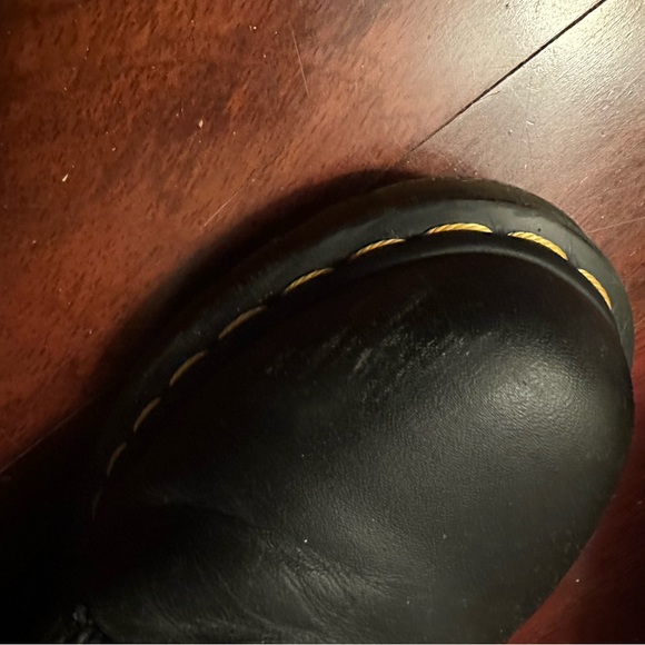 Dr Doc Martens Black 100% Leather Boots with Embroidered Red Roses 1460 Vonda 9 - Picture 12 of 14